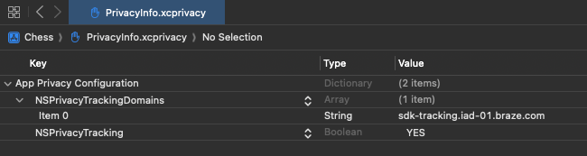 'NSPrivacyTrackingDomains' 아래에 Braze 추적 엔드포인트가 나열되어 열린 'PrivacyInfo.xcprivacy' 파일.